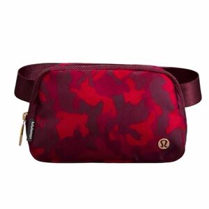 New!‎ Rare Lululemon Everywhere Belt Bag Lunar New Year Rabbit